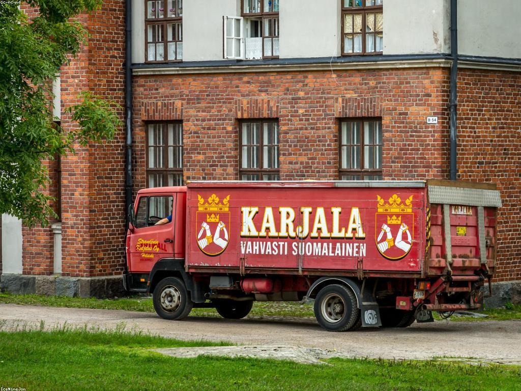 ស្រាបៀរនៅលើអ៊ីនធឺណិត: ការផ្សព្វផ្សាយ និងទីផ្សារថ្មីសម្រាប់ស្រាបៀរ